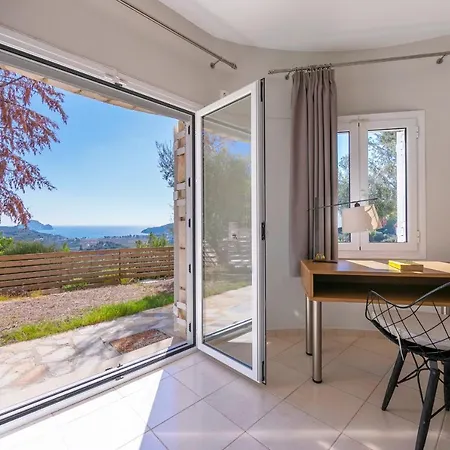 Villa Electra With Private Pool ラガナス